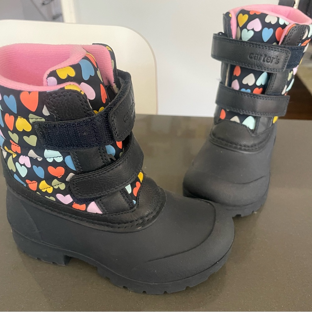 Carter's Little Kids Girls Deltha Snow Boot Navy Hearts Size 13M